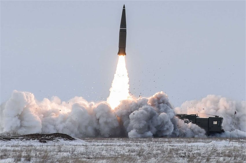 Pakar Perang Ini Ungkap Kendali Rudal Iran Diserahkan kepada Komandan Lapangan